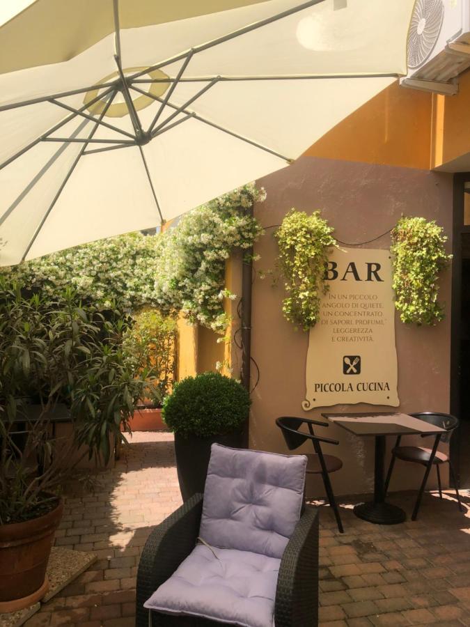 Hotel Del Corso Borgomanero Exterior foto